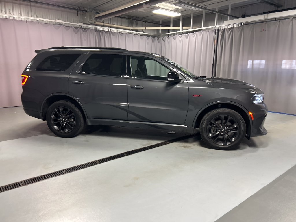 Used 2025 Dodge Durango GT AWD/4WD image 8
