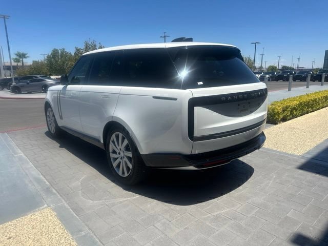 Certified 2024 Land Rover Range Rover SE AWD/4WD image 7