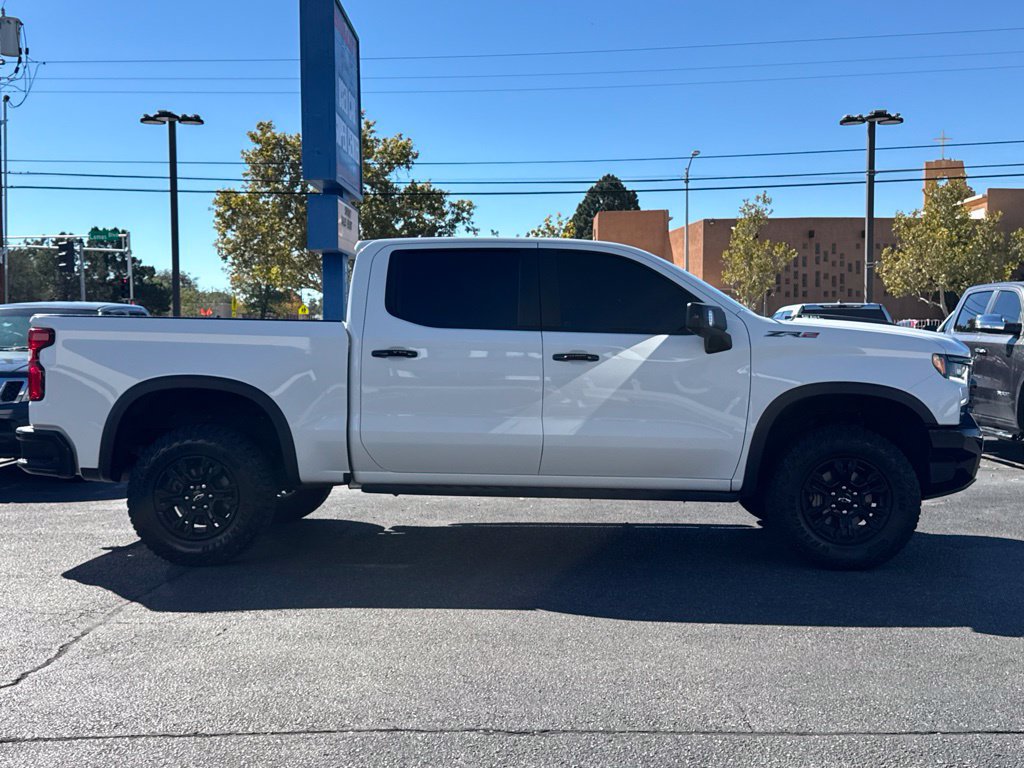 Used 2022 Chevrolet Silverado 1500 ZR2 w/ Technology Package AWD/4WD image 5