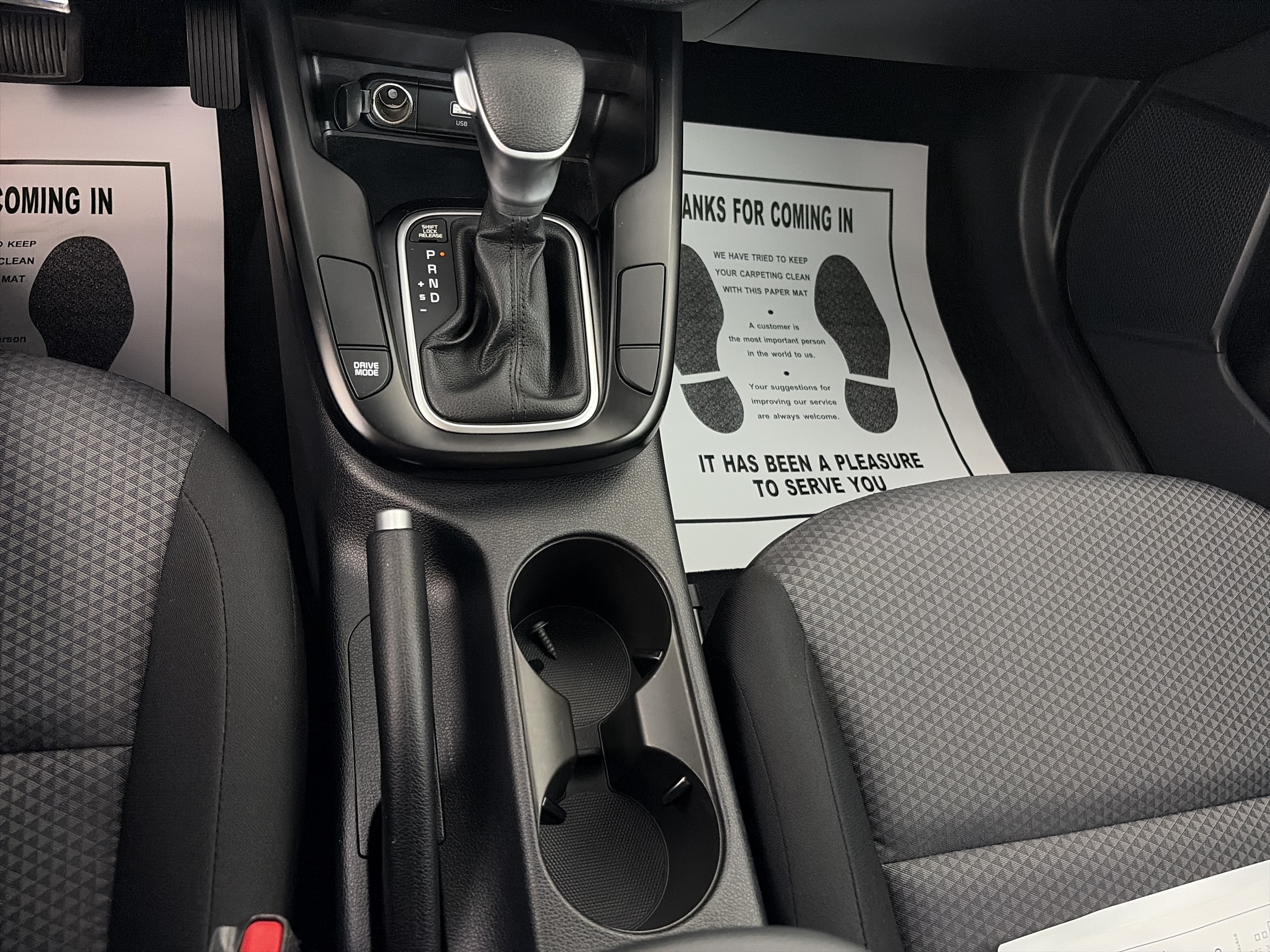 Used 2025 Kia Soul LX w/ LX Technology Package FWD image 21