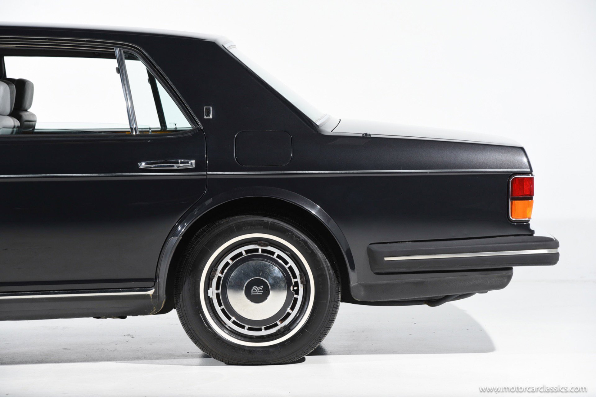 Used 1993 Rolls-Royce Silver Spur II image 16