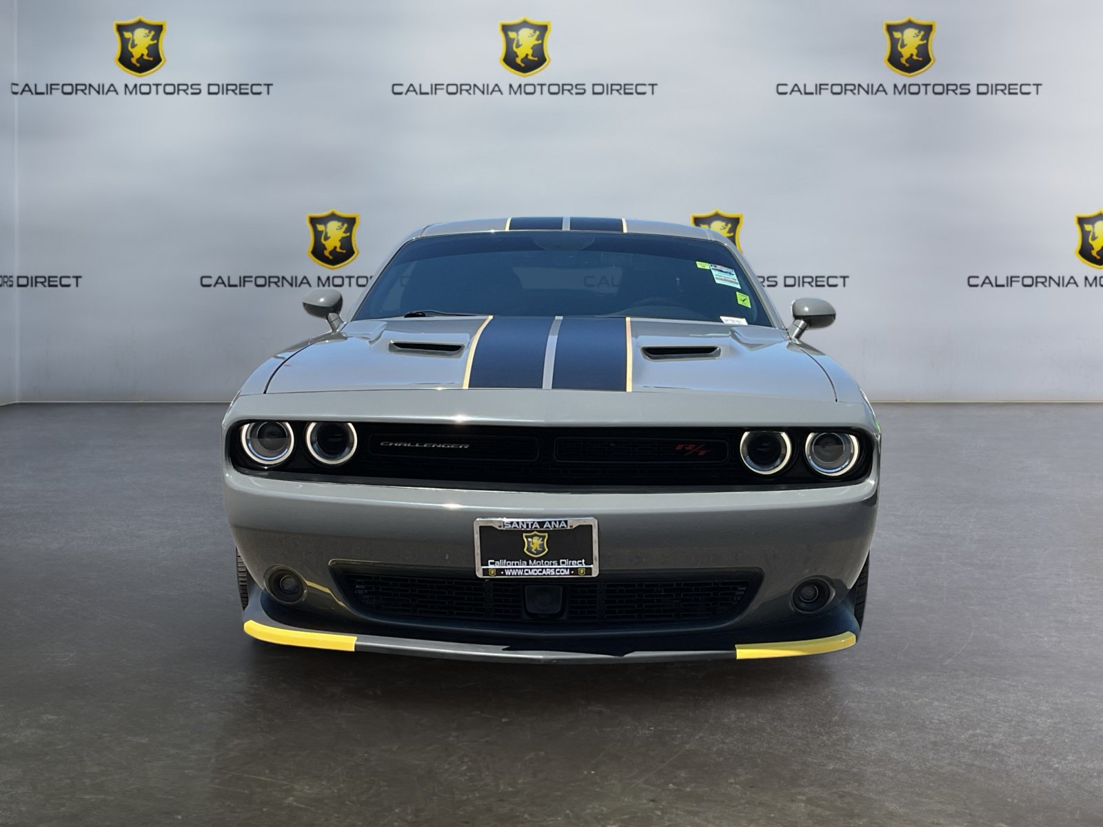 Used 2018 Dodge Challenger R/T Scat Pack w/ Dynamics Package RWD image 2