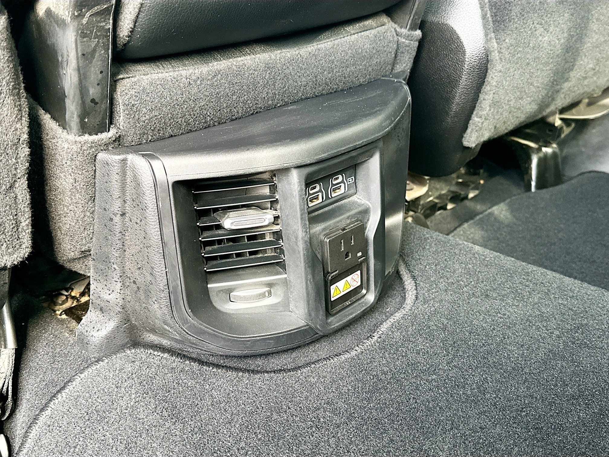 Used 2024 RAM 2500 Laramie image 28