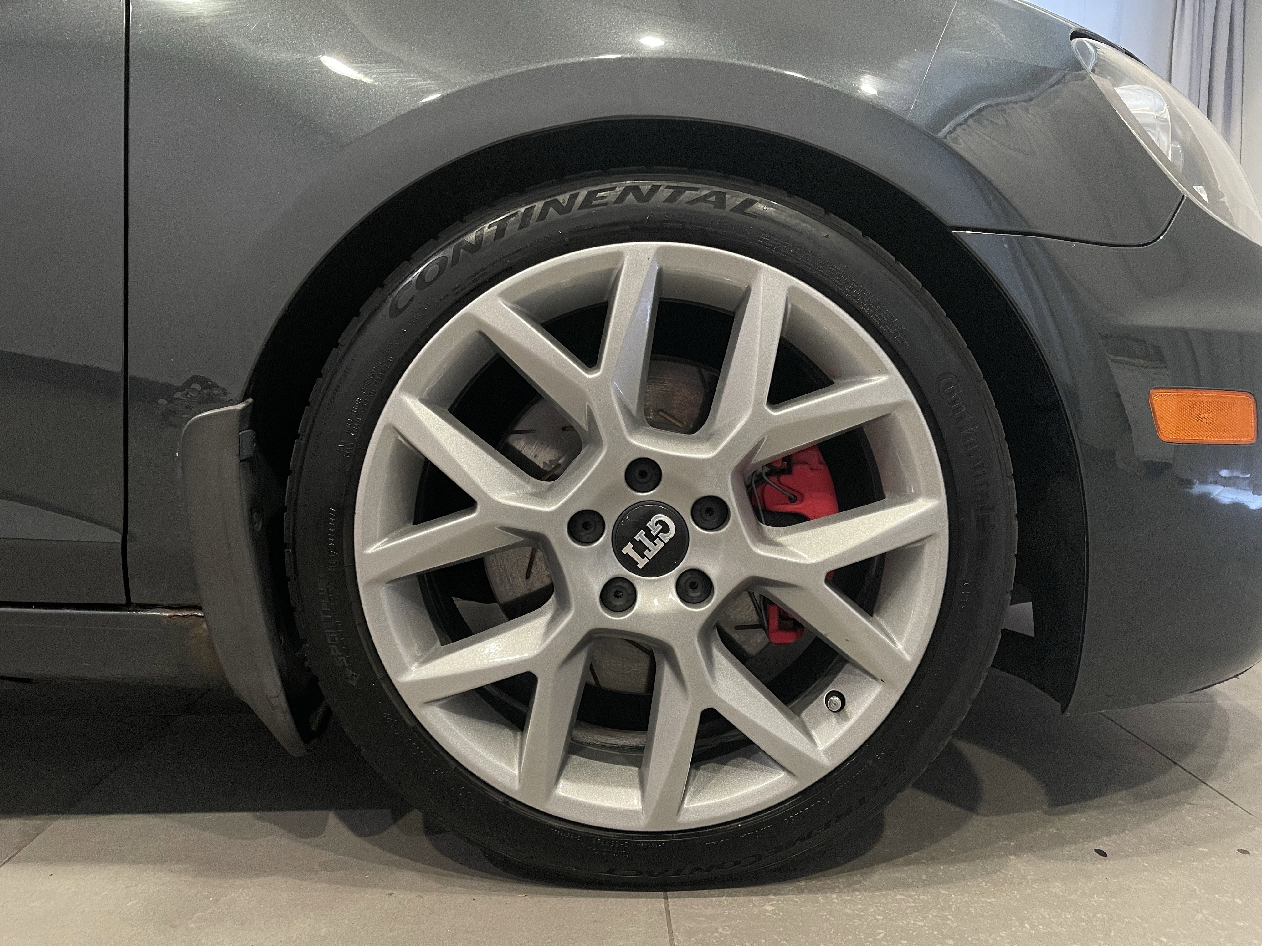 Used 2013 Volkswagen GTI 2-Door FWD image 10