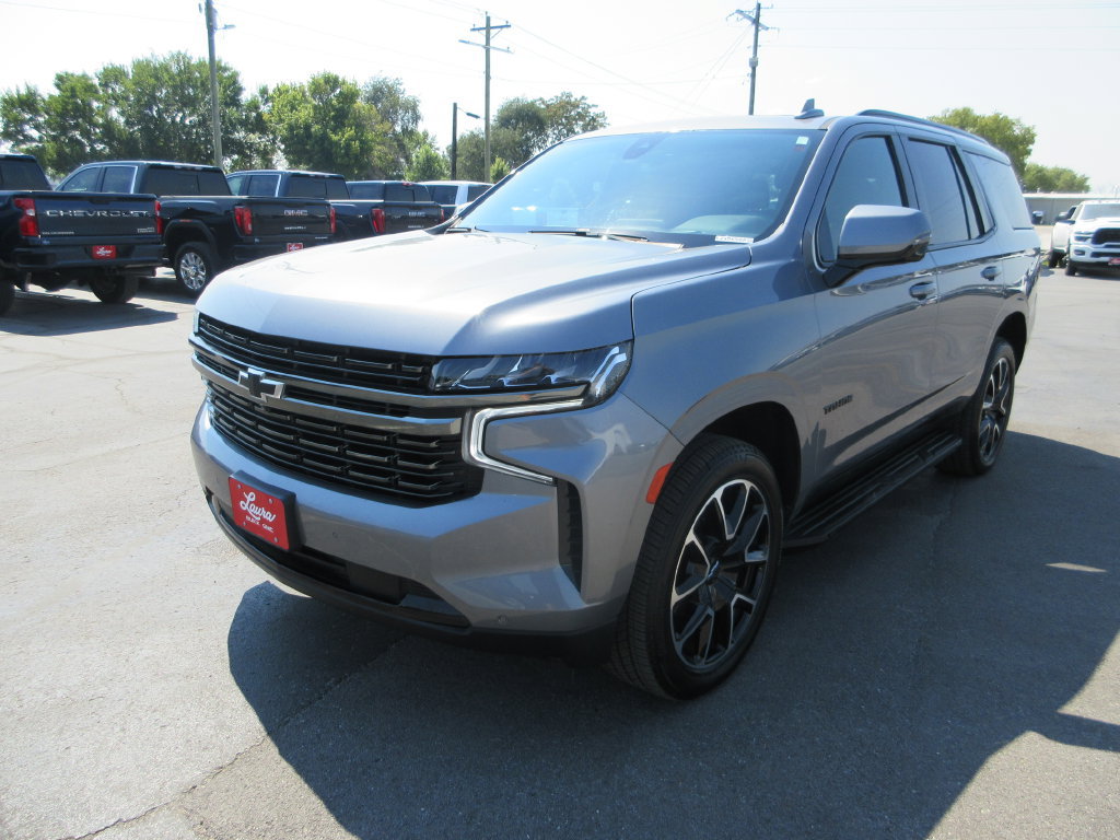 Certified 2022 Chevrolet Tahoe RST w/ Luxury Package AWD/4WD image 11