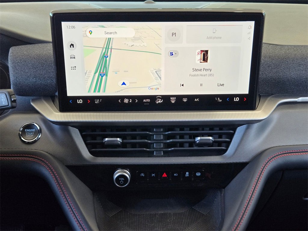 Used 2025 Ford Explorer ST-Line w/ ST-Line Street Pack image 17