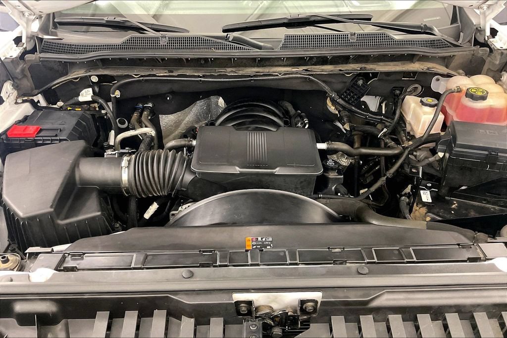 Used 2024 Chevrolet Silverado 2500 Custom w/ Custom Value Package AWD/4WD image 13