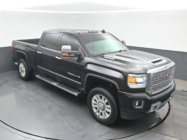 Used 2019 GMC Sierra 3500 Denali w/ Duramax Plus Package AWD/4WD image 33
