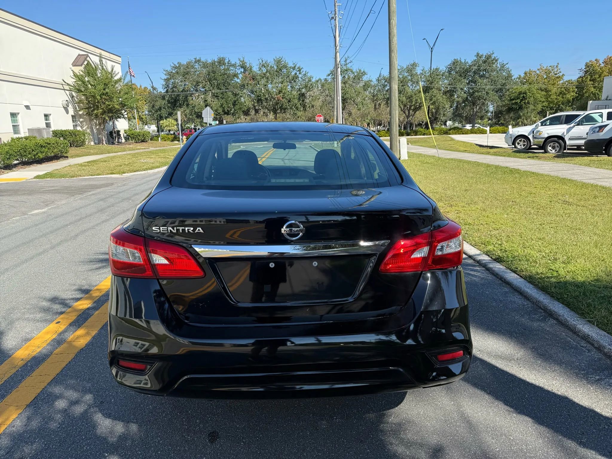 Used 2019 Nissan Sentra S image 6