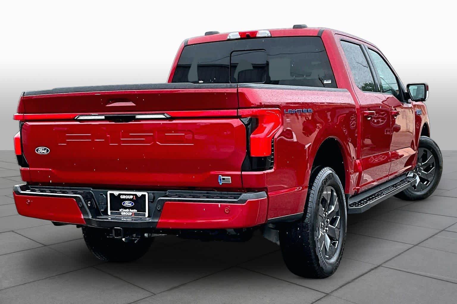 Used 2025 Ford F150 Lightning Lariat AWD/4WD image 12