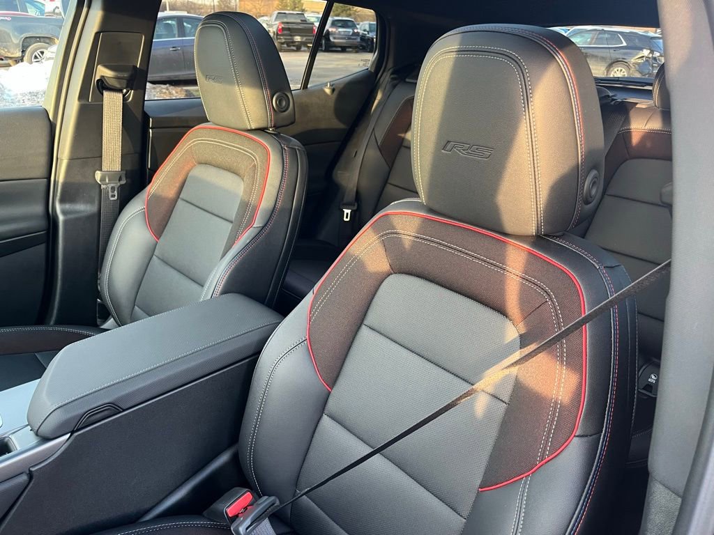 New 2025 Chevrolet Equinox EV RS image 11