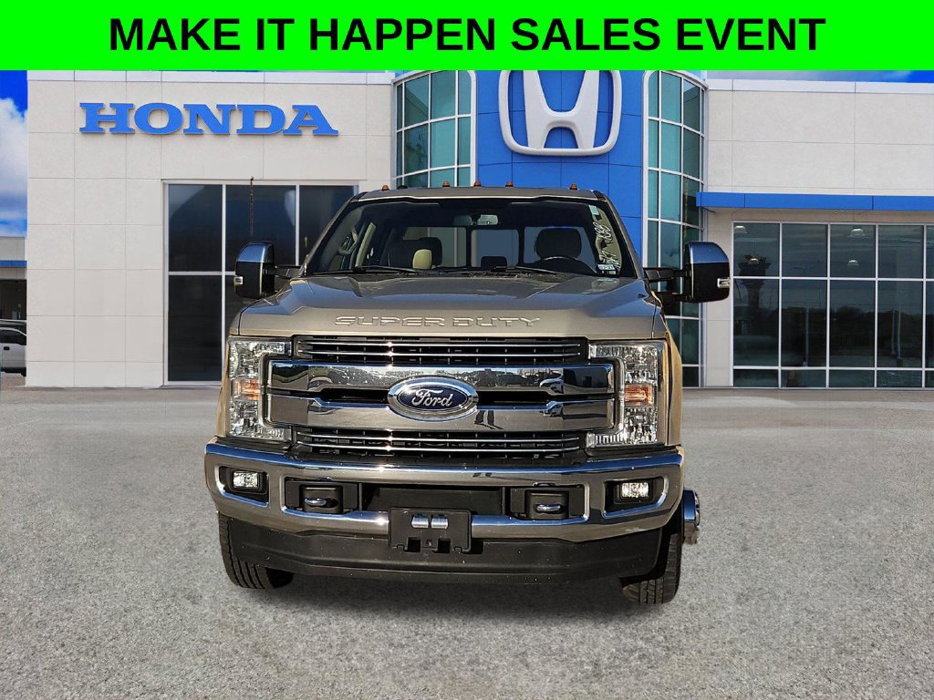 Used 2017 Ford F350 Lariat w/ Chrome Package AWD/4WD image 11