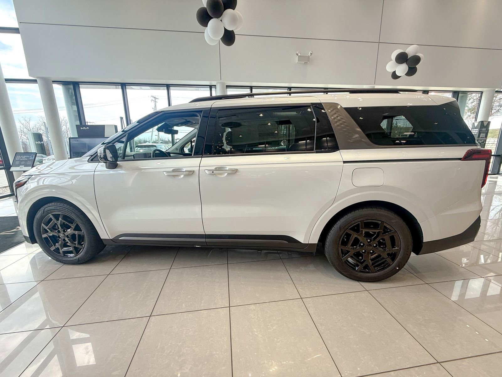 New 2026 Kia Carnival SX Prestige image 4