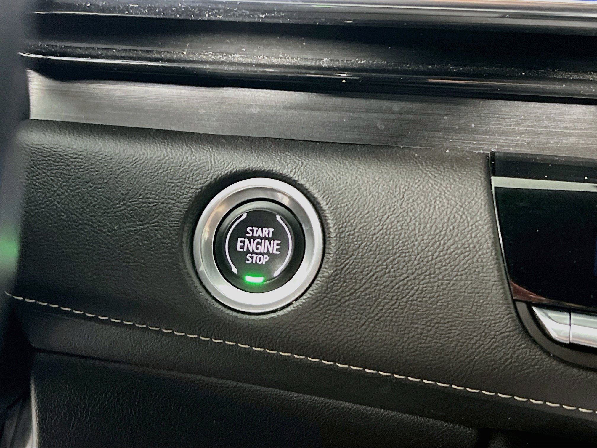 Used 2021 Cadillac Escalade Sport w/ Driver Assist Tech Package AWD/4WD image 16