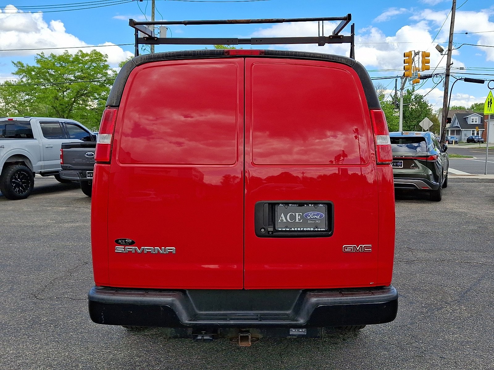 Used 2020 GMC Savana 2500 w/ Driver Convenience Package RWD image 5
