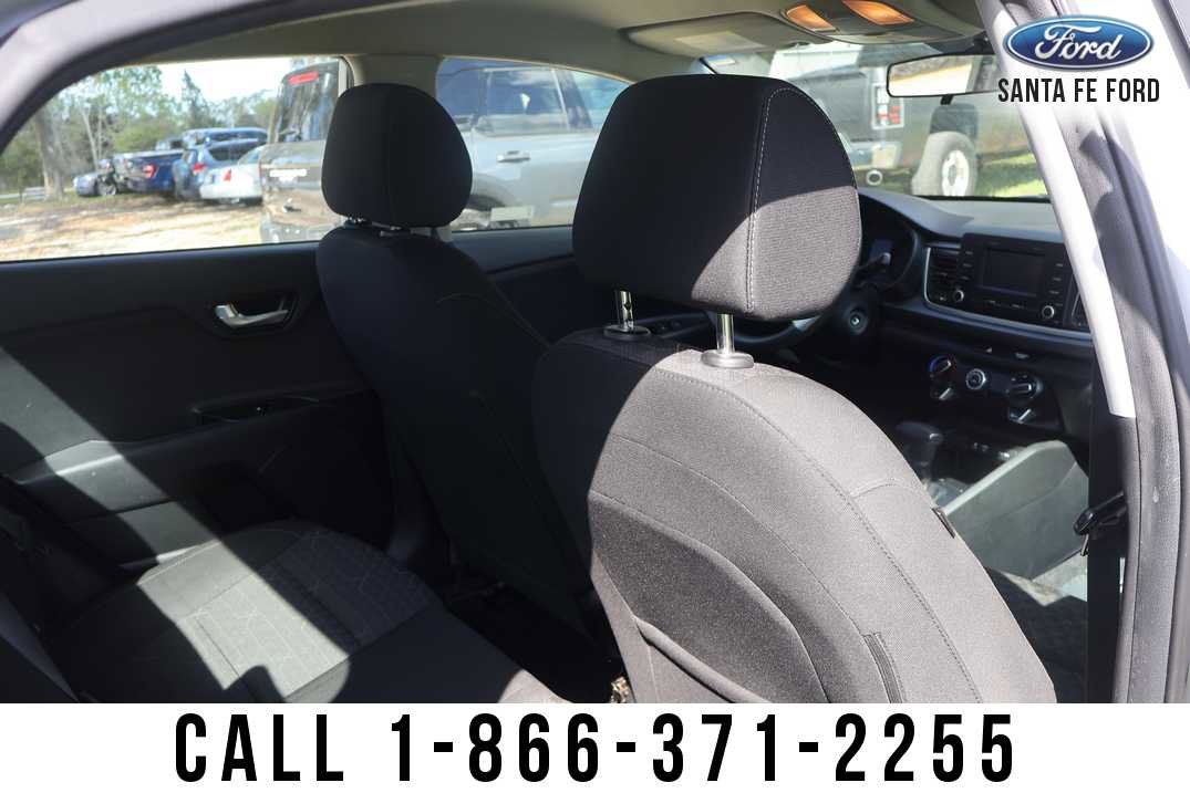 Used 2019 Kia Rio LX image 18