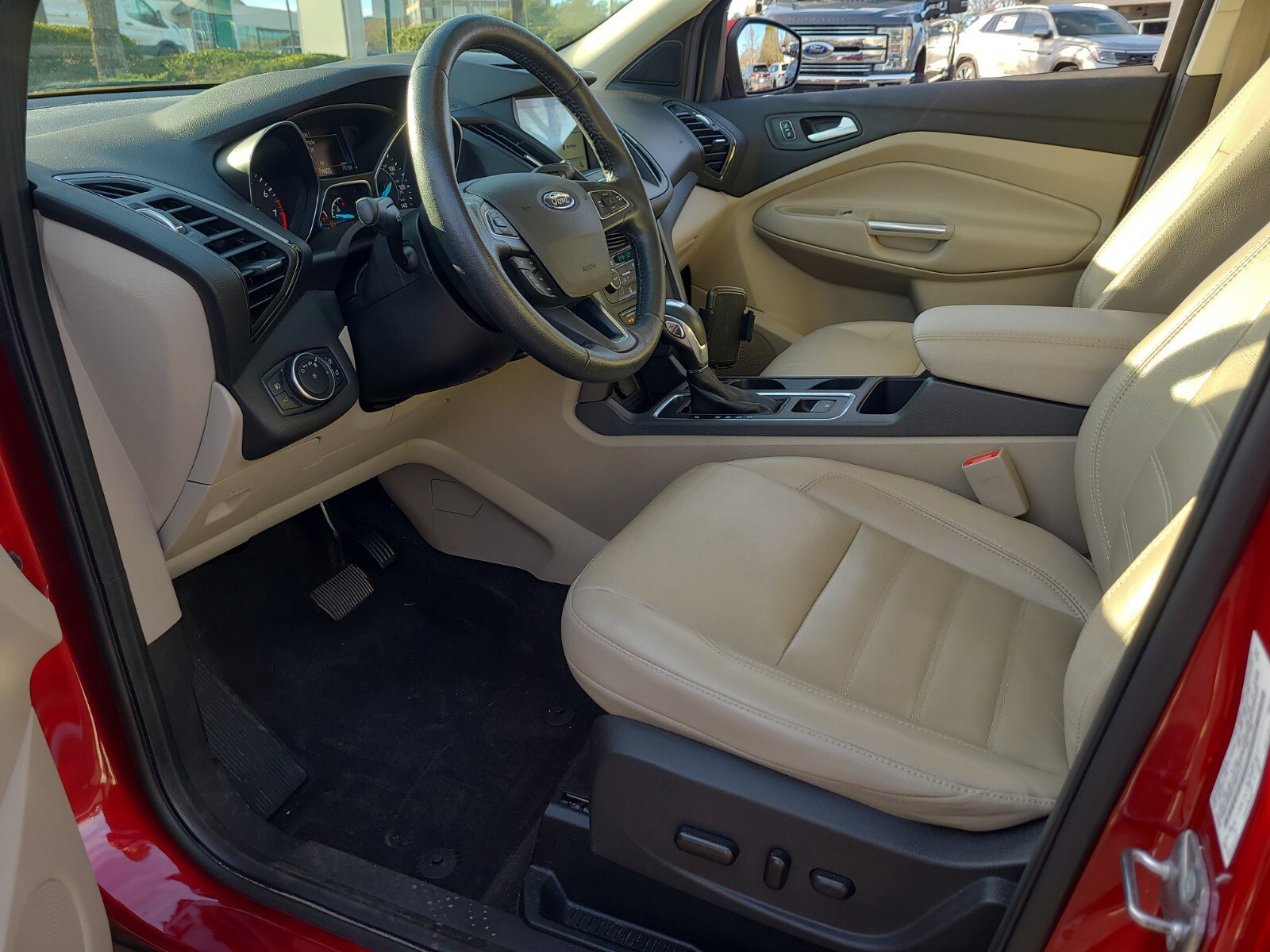 Used 2018 Ford Escape SEL image 12