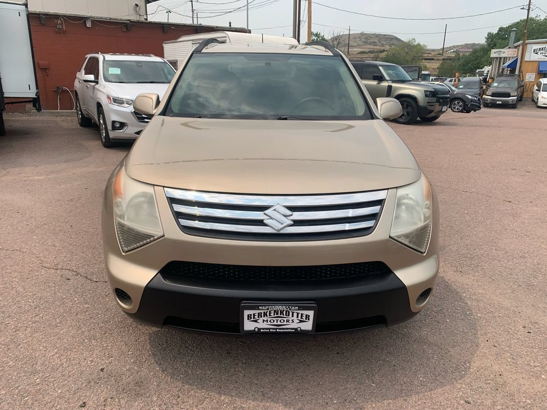Used 2007 Suzuki XL7 AWD image 2