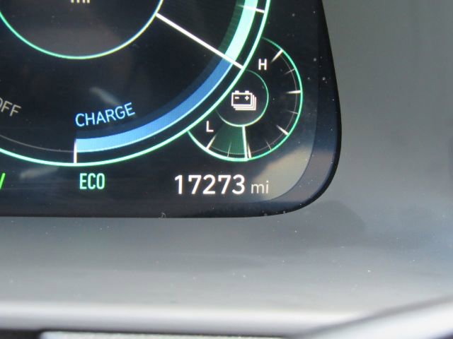 Used 2023 Hyundai Sonata Limited image 44