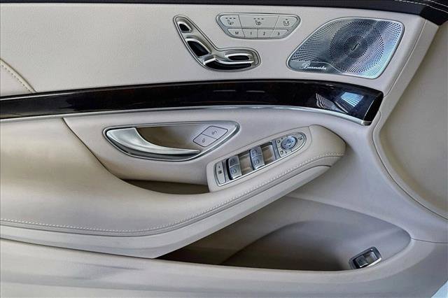 Used 2020 Mercedes-Benz S 560 Sedan image 17