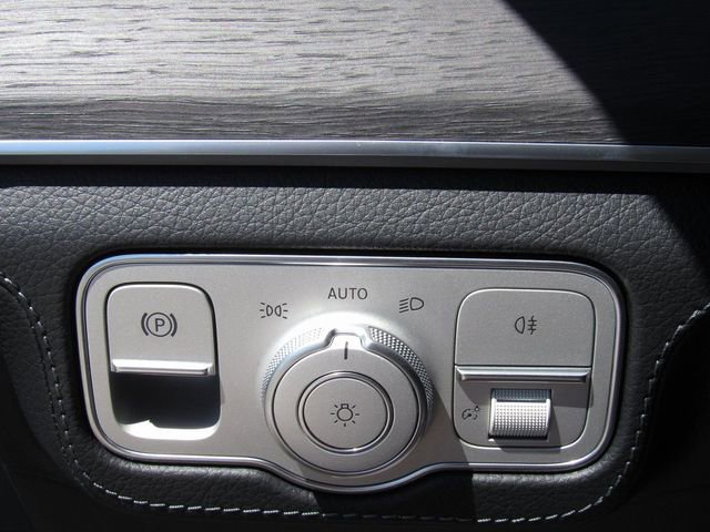 New 2025 Mercedes-Benz GLE 53 AMG 4MATIC Coupe image 37