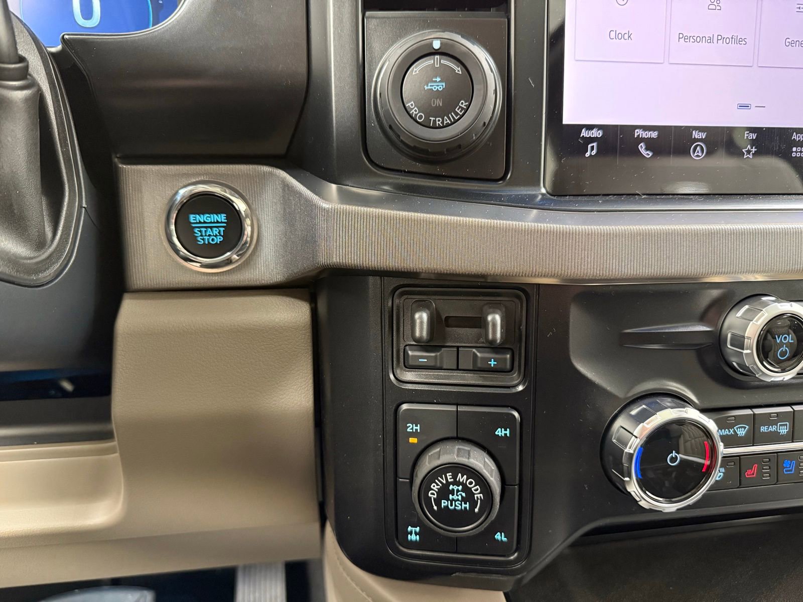 New 2026 Ford F350 Platinum w/ Platinum Plus Package image 25