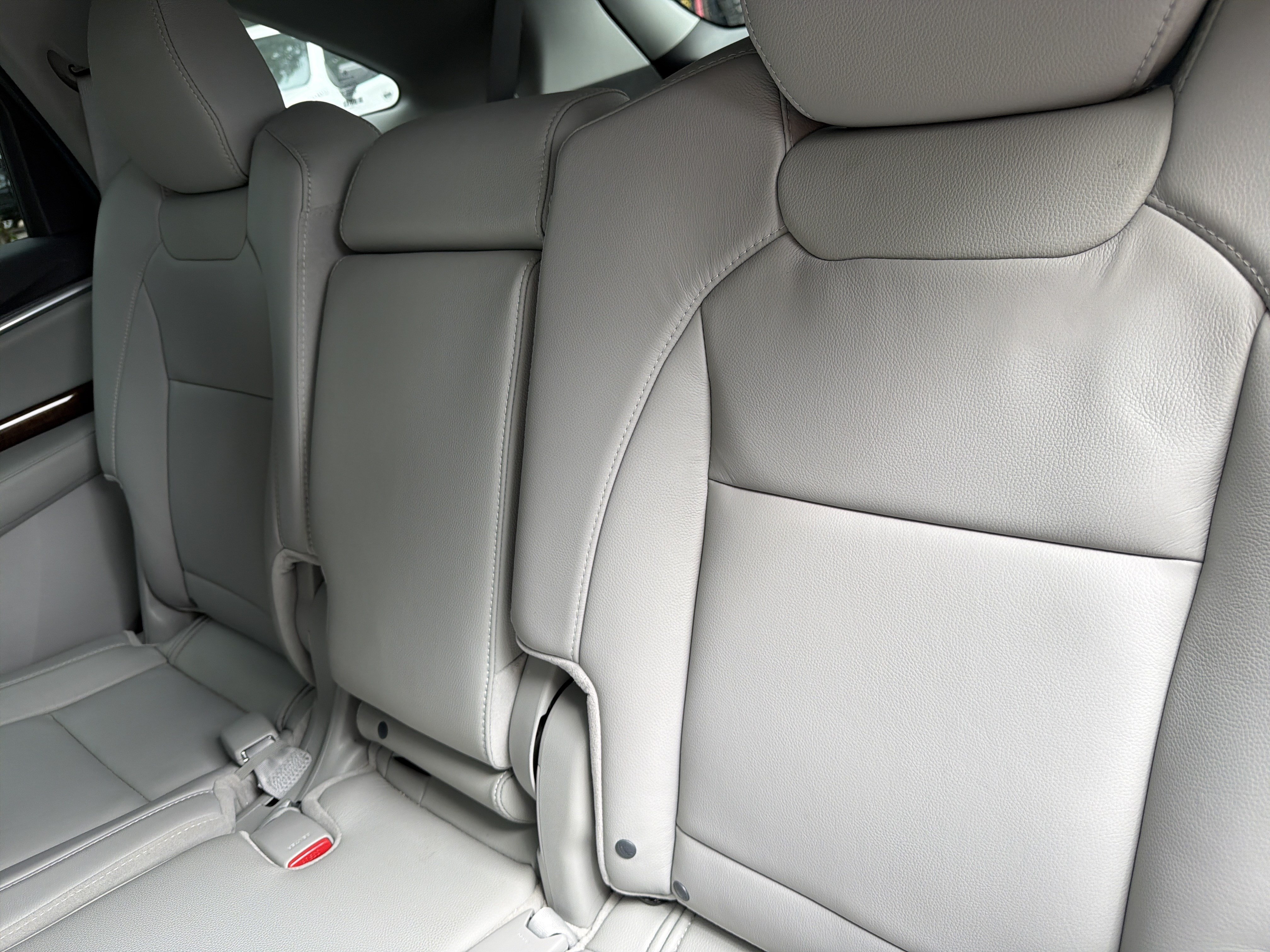 Used 2020 Acura MDX SH-AWD image 31