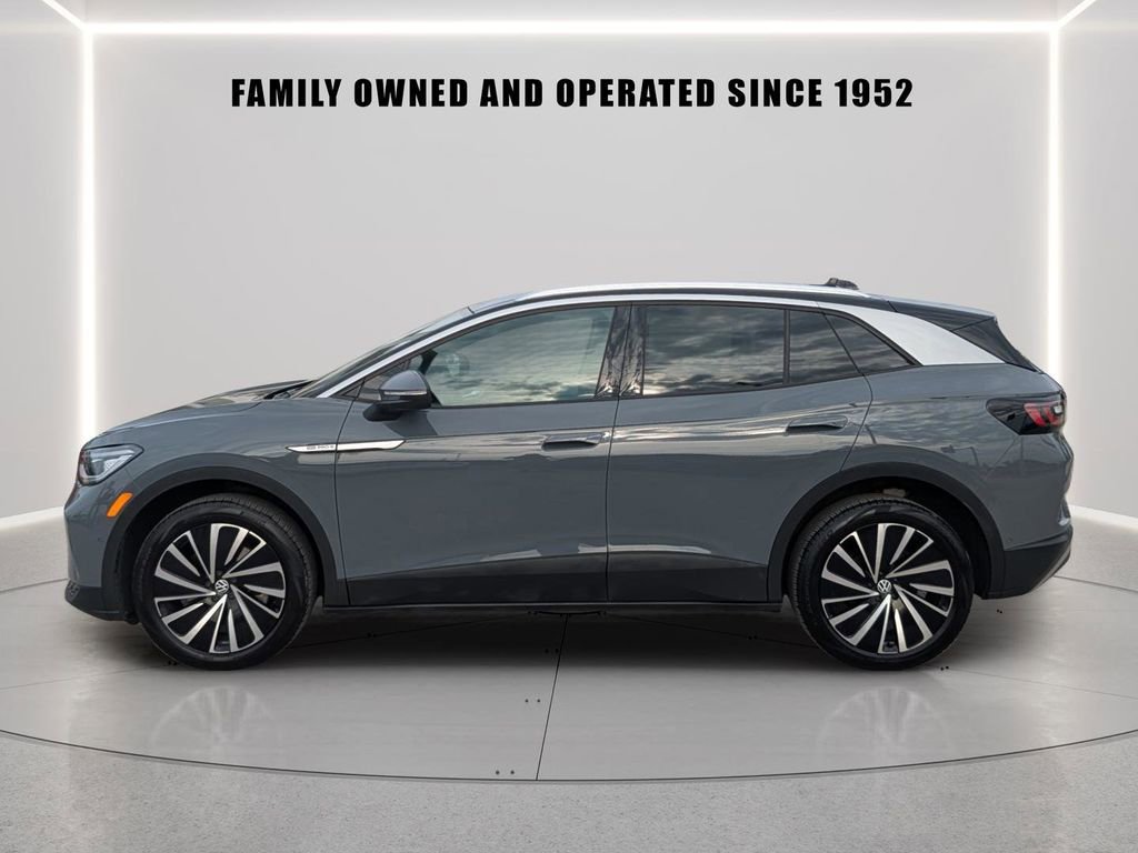 Certified 2023 Volkswagen ID.4 Pro S Plus AWD/4WD image 3
