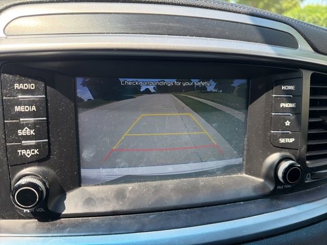 Used 2019 Kia Sorento AWD V6 image 15