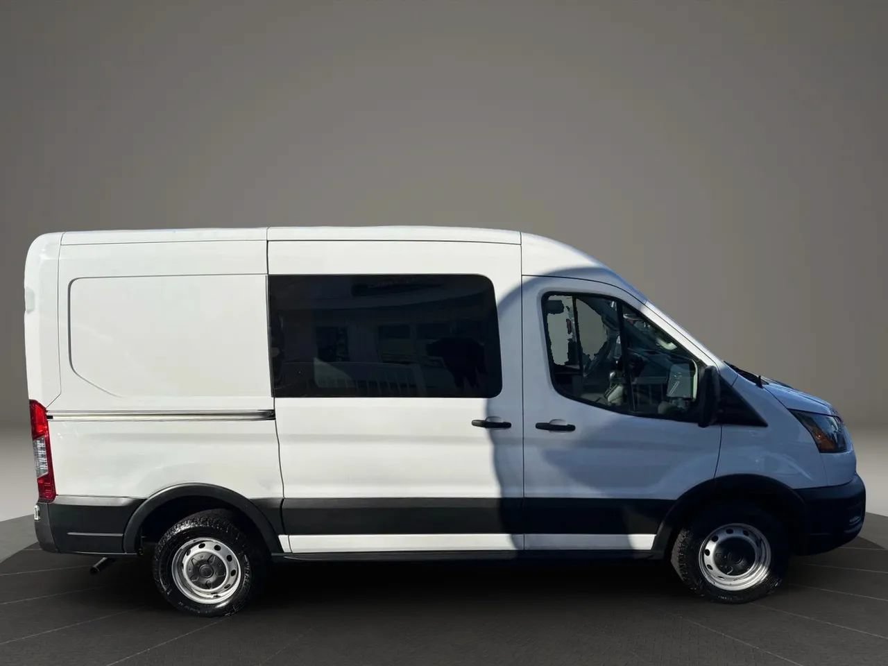 Used 2023 Ford Transit 250 Medium Roof w/ Load Area Protection Package RWD image 6