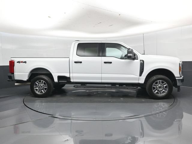 Used 2025 Ford F250 XLT AWD/4WD image 2