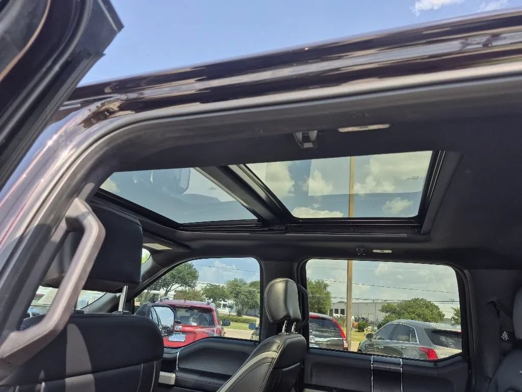 Used 2019 Ford F150 Platinum w/ Equipment Group 701A Luxury AWD/4WD image 26
