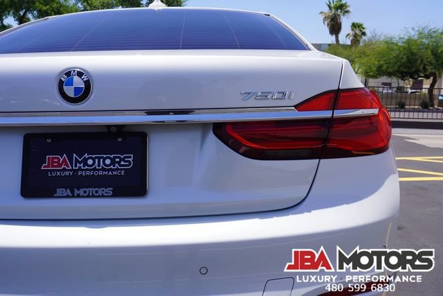 Used 2018 BMW 750i RWD image 63
