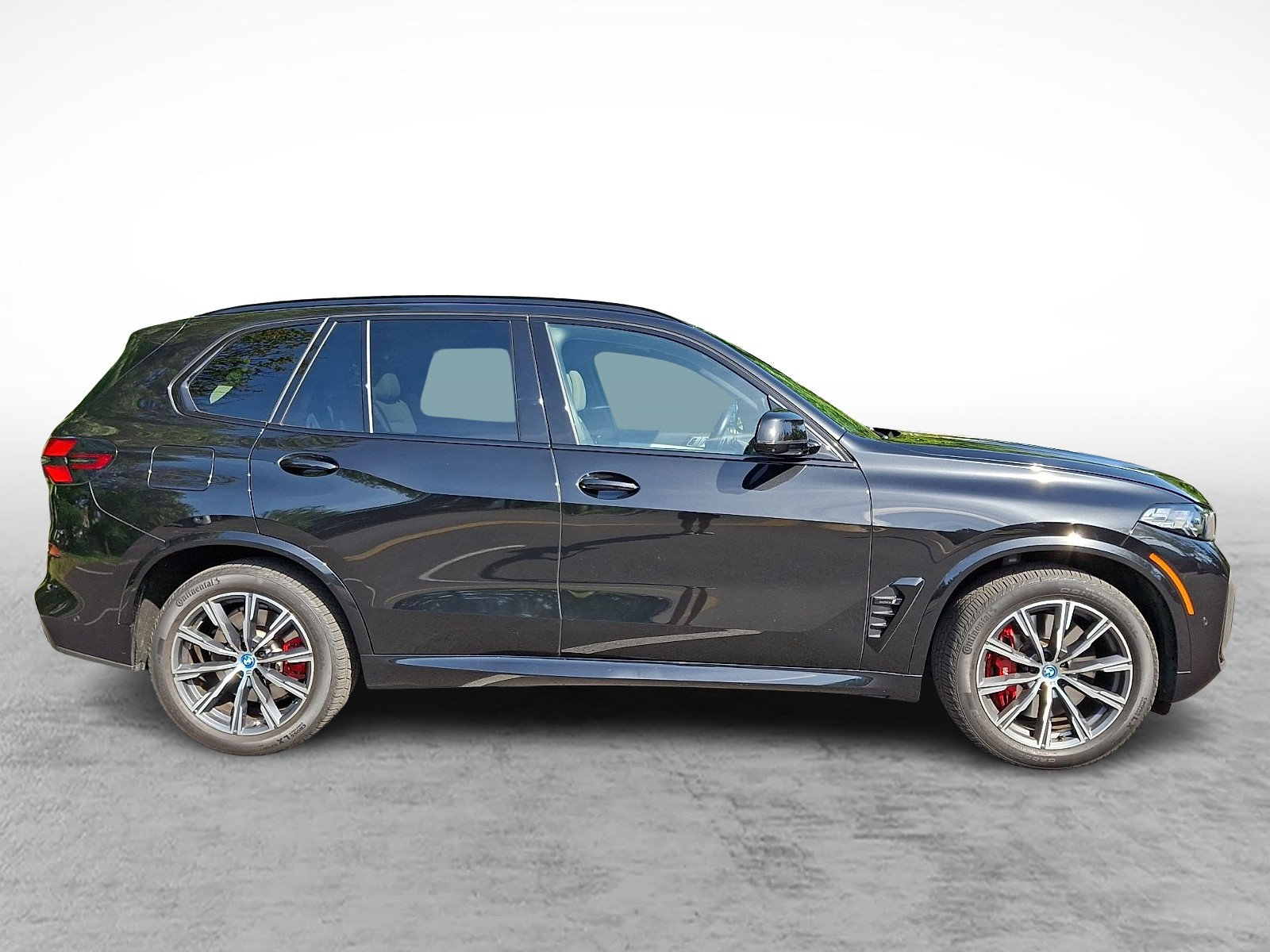 Used 2024 BMW X5 xDrive50e w/ Executive Package AWD/4WD image 6
