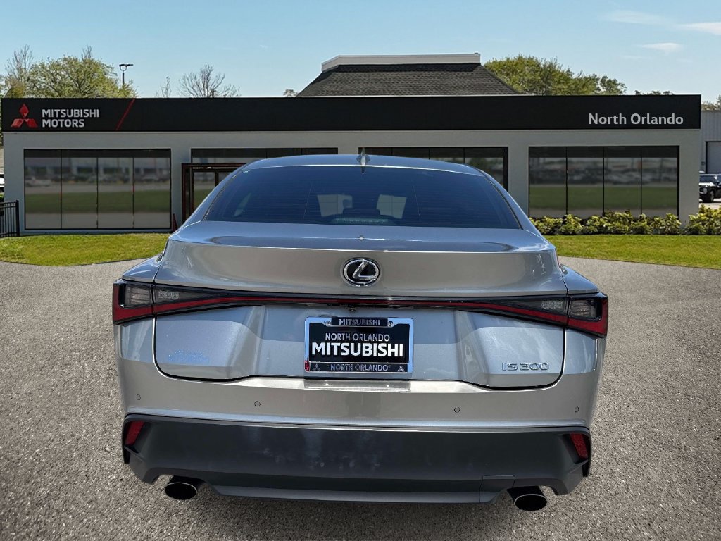 Used 2023 Lexus IS 300 w/ Comfort Package RWD image 5