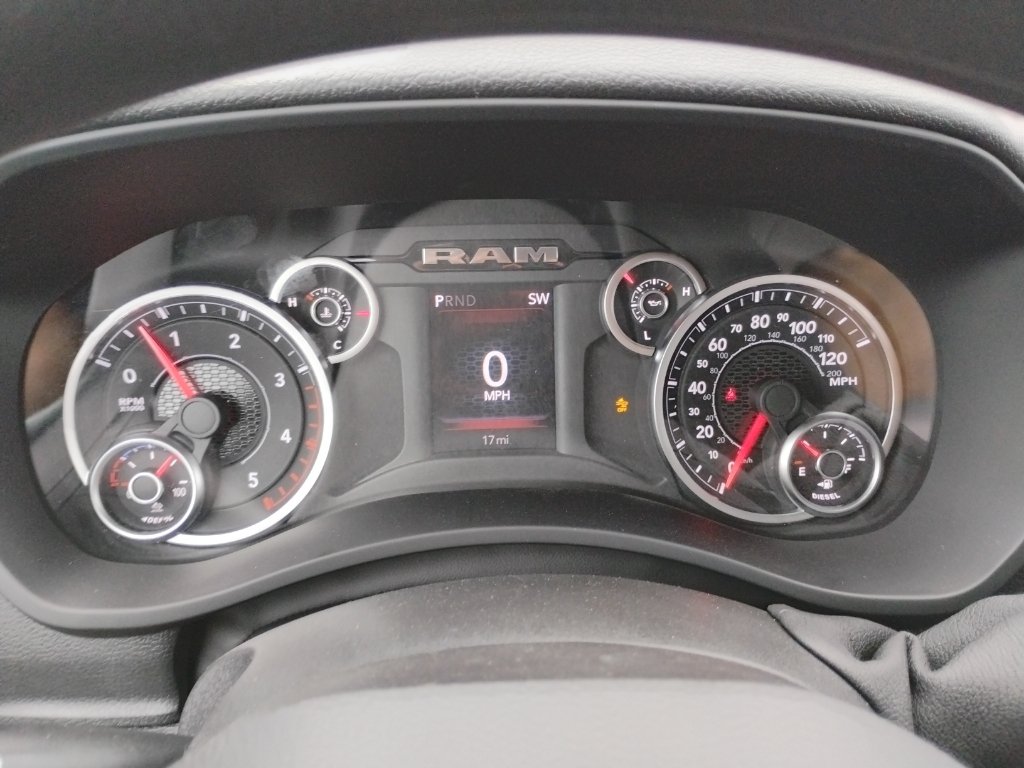 New 2026 RAM 2500 Tradesman AWD/4WD image 38