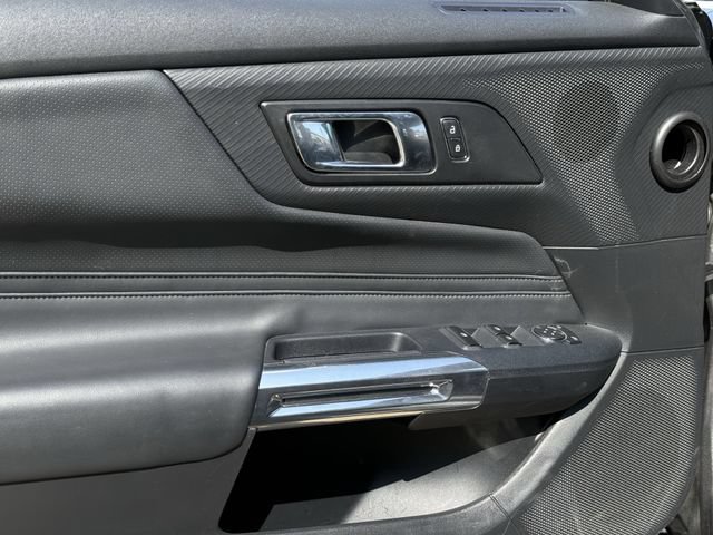 Used 2025 Ford Mustang Premium RWD image 24