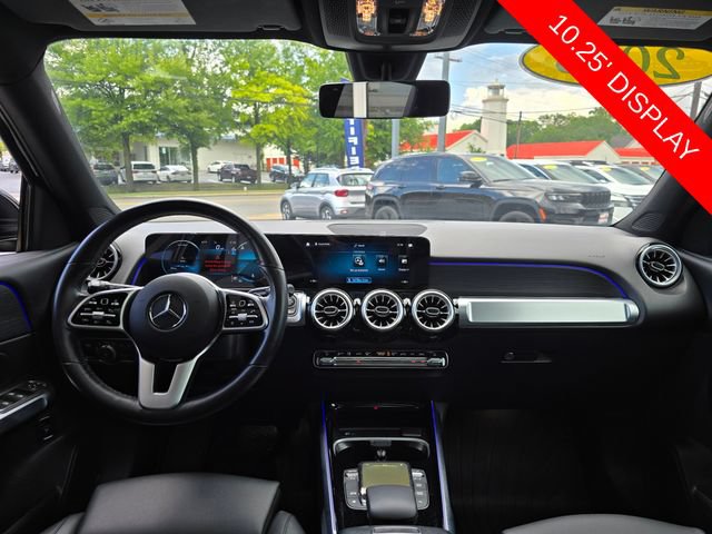 Used 2023 Mercedes-Benz GLB 250 4MATIC image 3