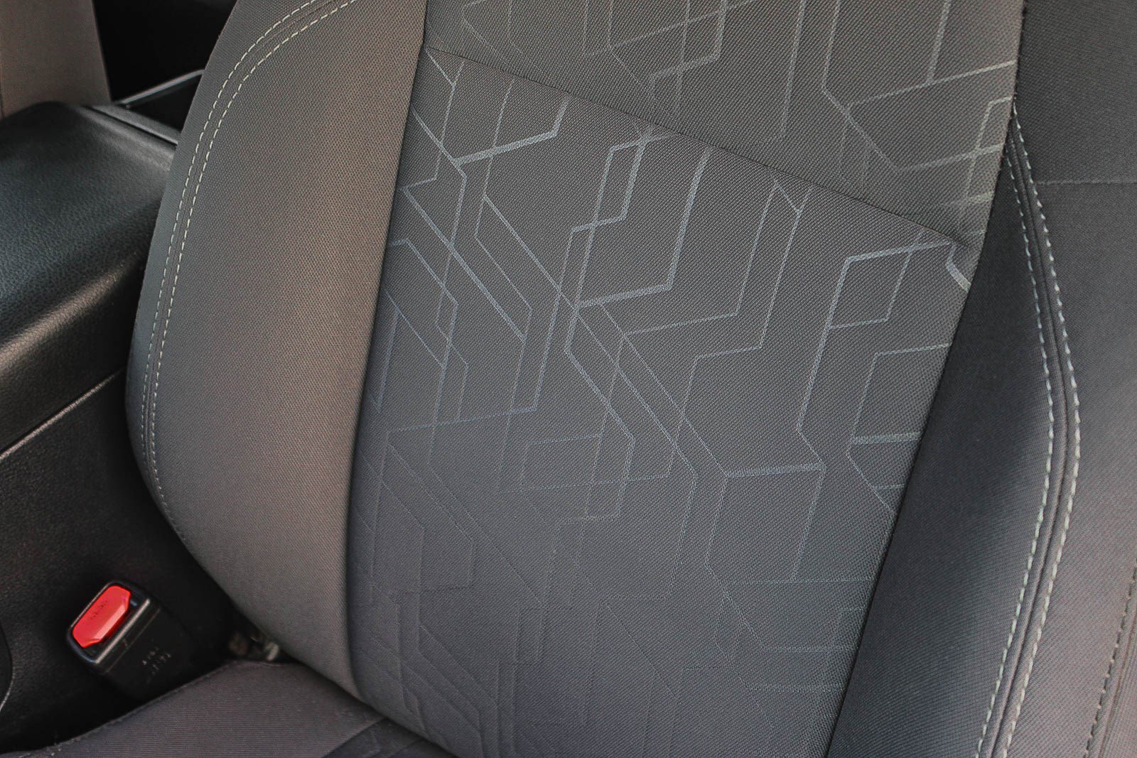 Used 2016 Toyota Tacoma TRD Sport w/ Towing Package image 23