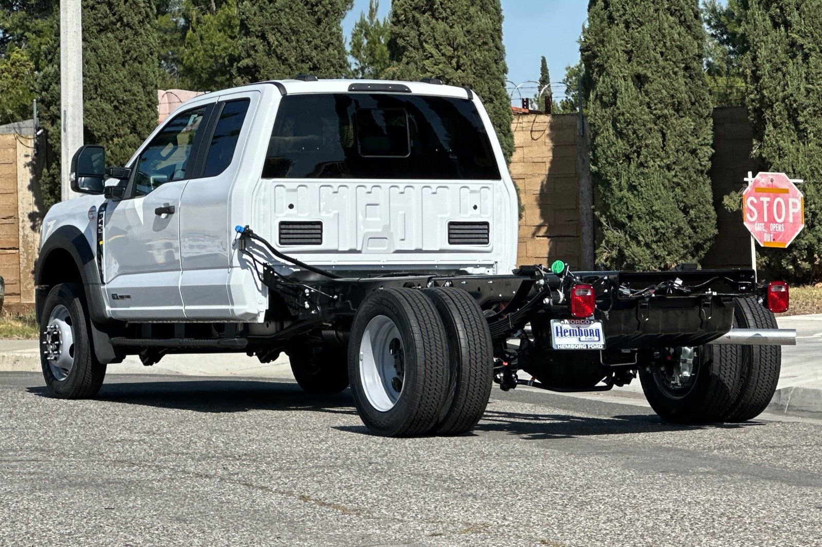 New 2026 Ford F450 2WD SuperCab Super Duty image 6