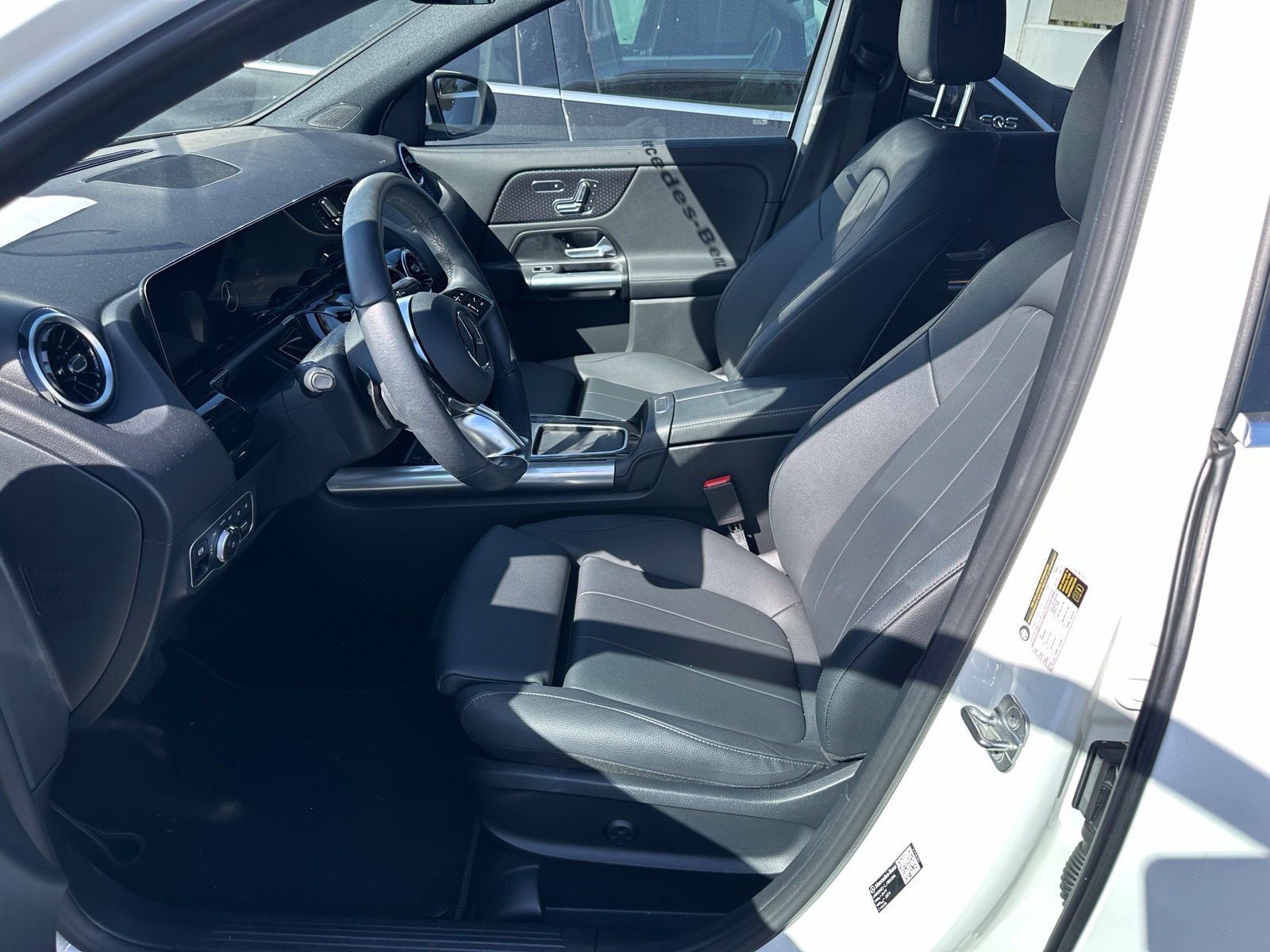 Used 2026 Mercedes-Benz GLA 250 image 2
