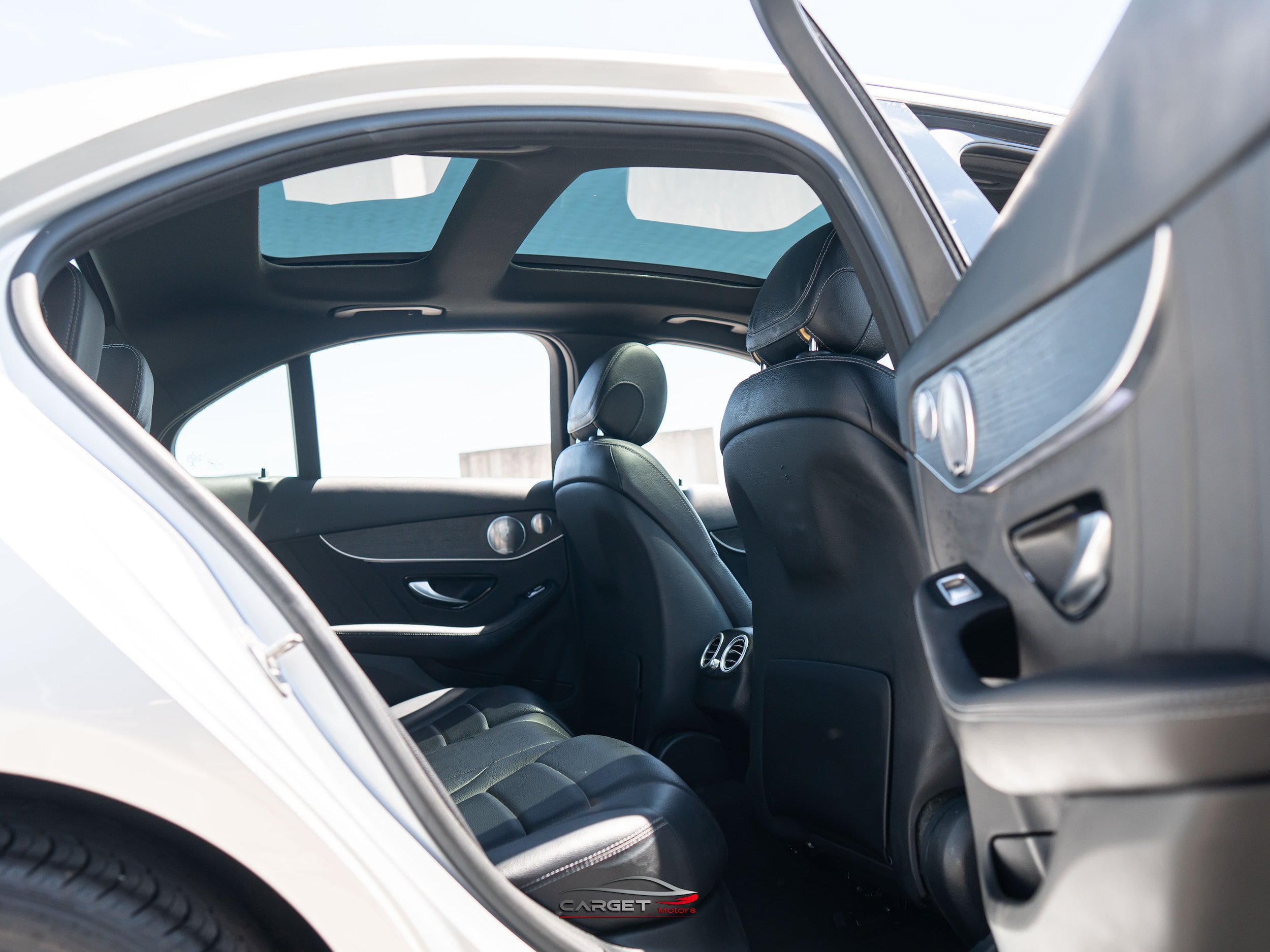 Used 2021 Mercedes-Benz C 300 4MATIC Sedan w/ AMG Line image 17