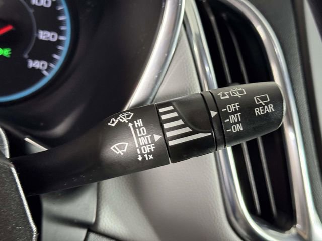 Used 2022 Chevrolet Equinox LS image 24