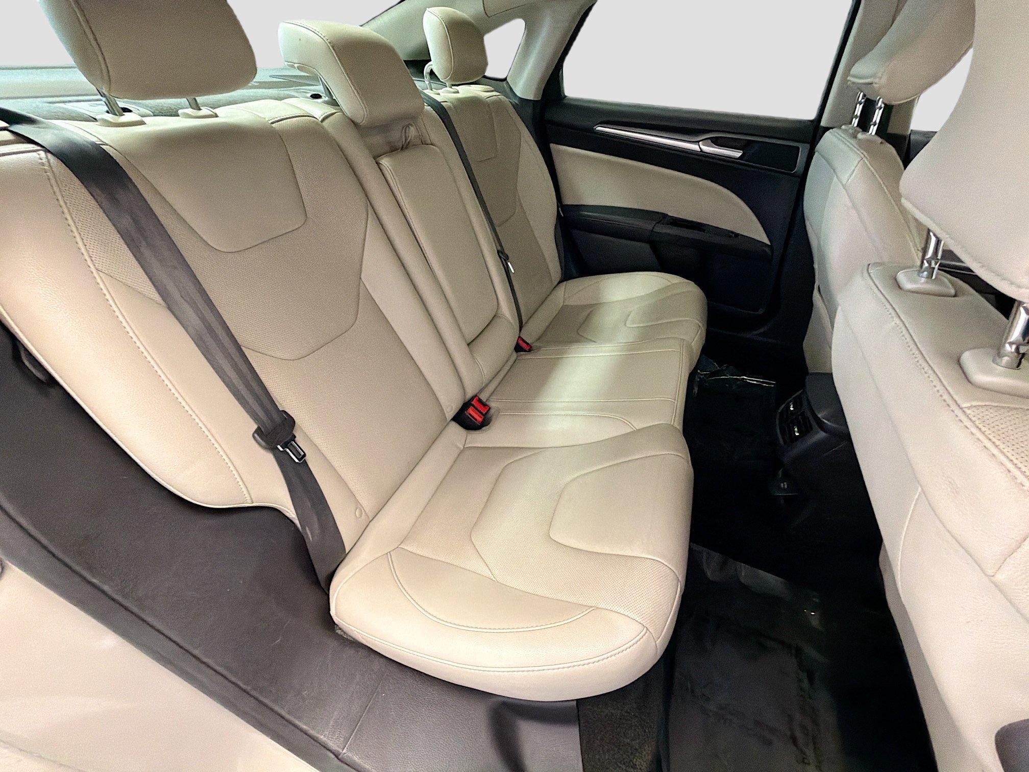 Used 2016 Ford Fusion Energi Titanium image 14