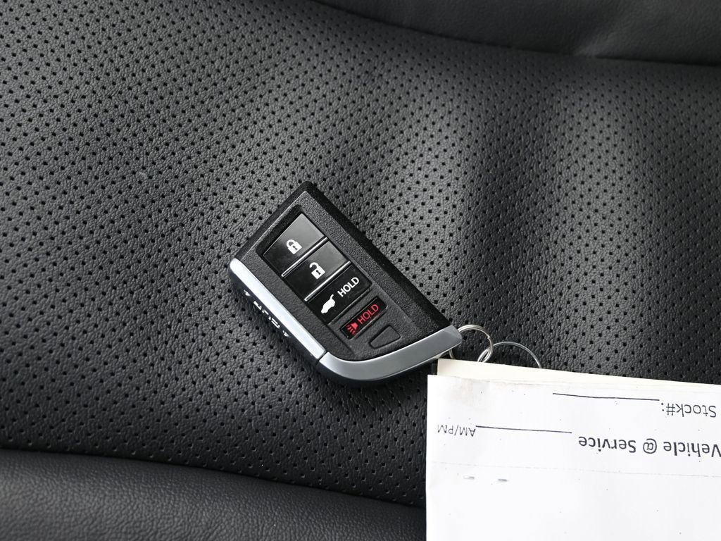 Used 2022 Acura MDX SH-AWD w/ Technology Package image 14