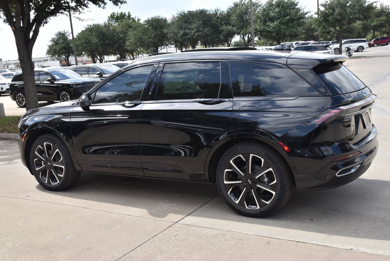 New 2026 Lincoln Nautilus Reserve AWD/4WD image 10