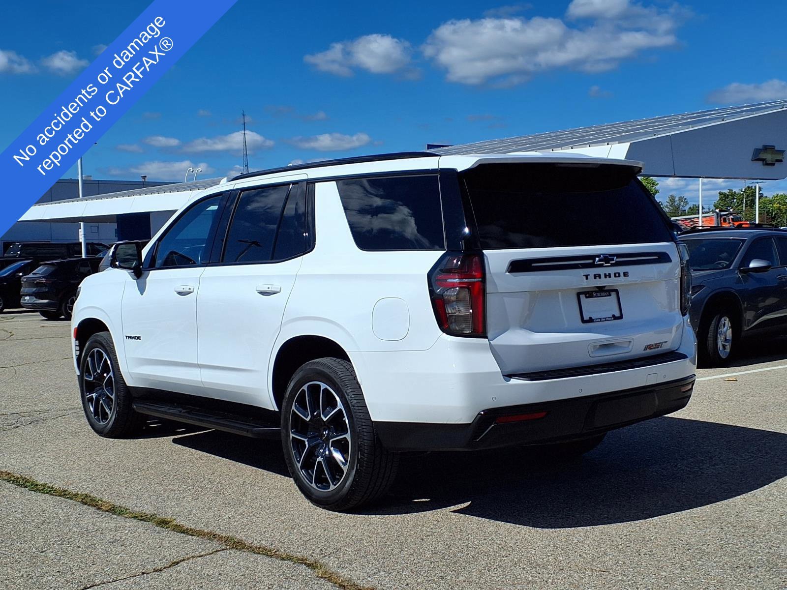 Used 2024 Chevrolet Tahoe RST w/ Luxury Package AWD/4WD image 8