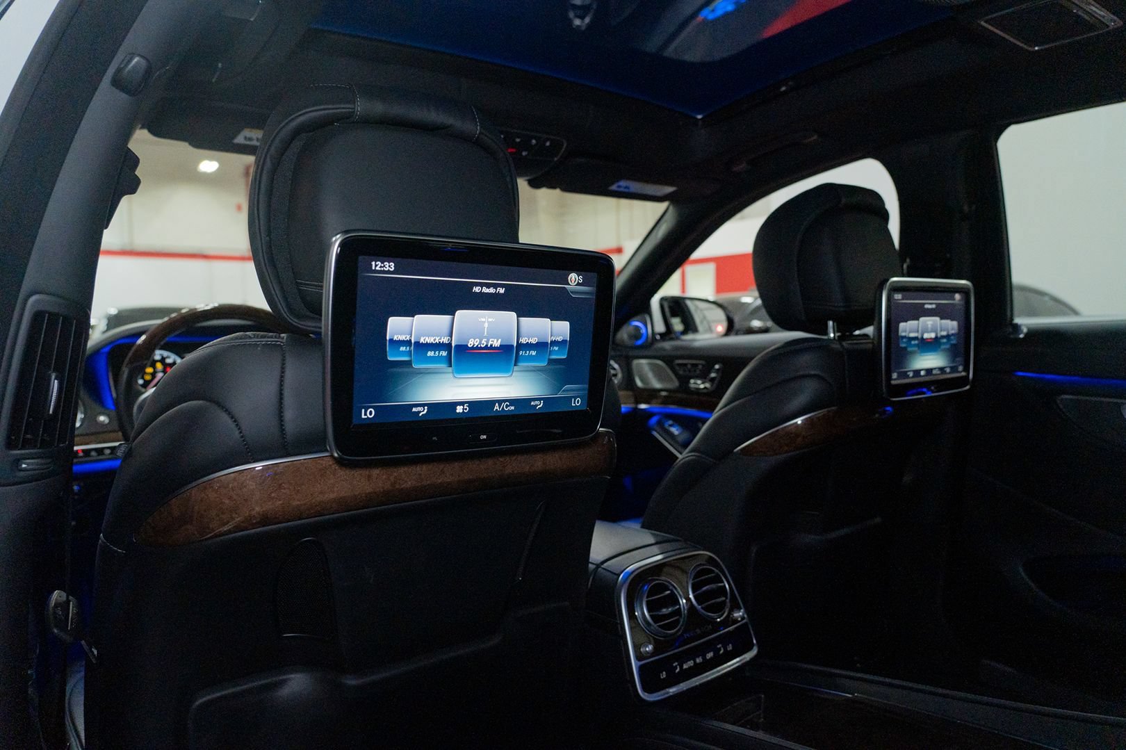 Used 2016 Mercedes-Benz Maybach S 600 image 33