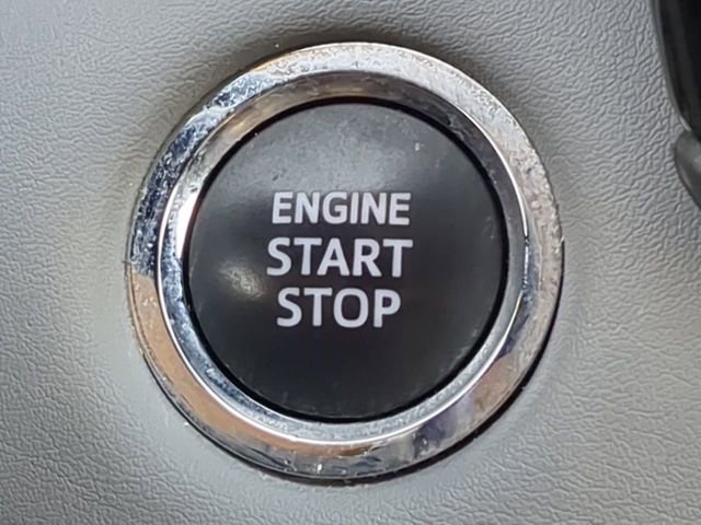 Used 2023 Toyota Highlander XLE image 37