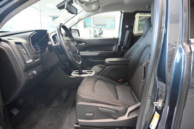 Used 2019 Chevrolet Colorado LT w/ LT Convenience Package RWD image 11